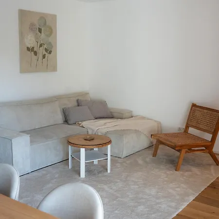 Bei Stefanie * 巴特克茨廷